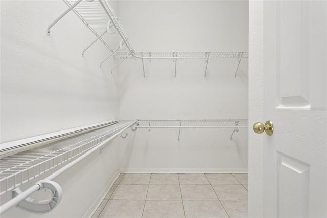 5246 BRADDOCK DRIVE, Zephyrhills, FL 33541