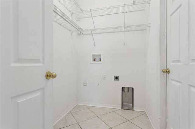 5246 BRADDOCK DRIVE, Zephyrhills, FL 33541