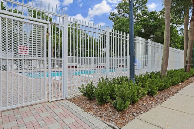 5246 BRADDOCK DRIVE, Zephyrhills, FL 33541