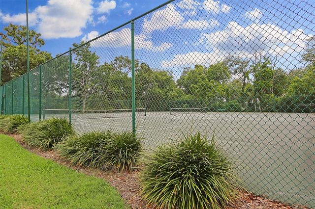 5246 BRADDOCK DRIVE, Zephyrhills, FL 33541