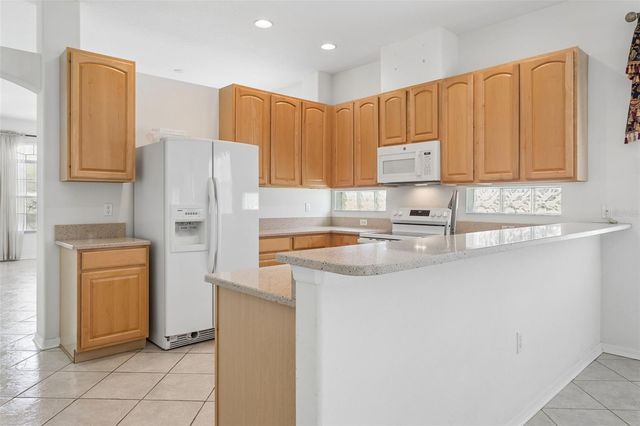 5246 BRADDOCK DRIVE, Zephyrhills, FL 33541