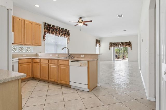 5246 BRADDOCK DRIVE, Zephyrhills, FL 33541