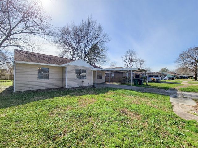 12422 Mylla Street, Houston, TX 77015