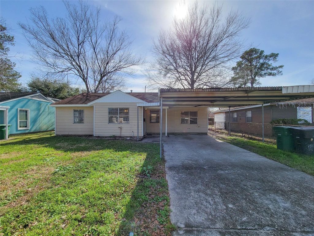 12422 Mylla Street, Houston, TX 77015