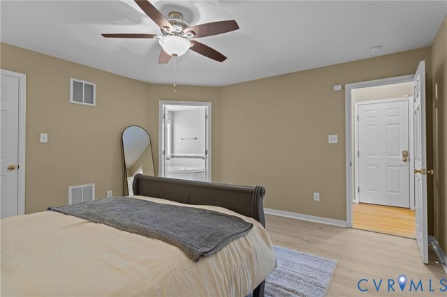 8124 Castle Grove Dr, Mechanicsville, VA 23111