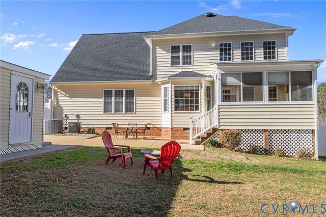 8124 Castle Grove Dr, Mechanicsville, VA 23111