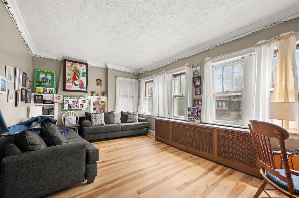 5630 S Albany Avenue, Chicago, IL 60629 — photo 5
