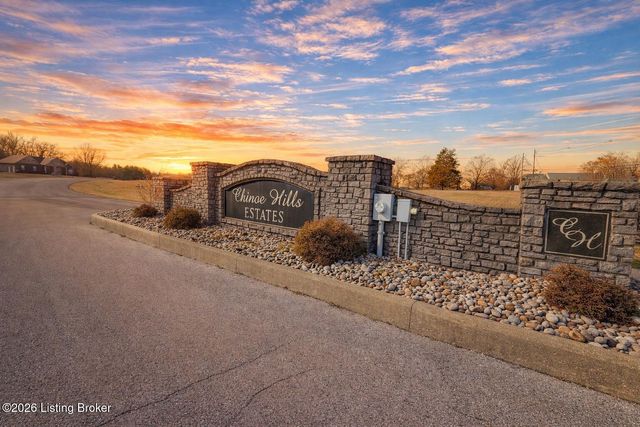 166 Creekstone Dr, Radcliff, KY 40160