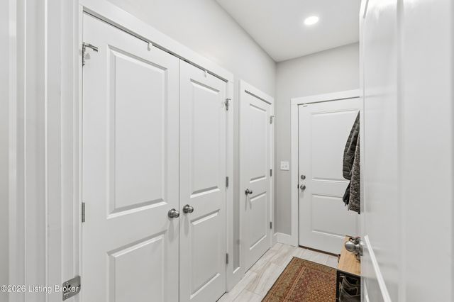 166 Creekstone Dr, Radcliff, KY 40160