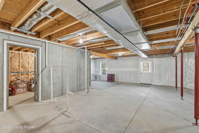 166 Creekstone Dr, Radcliff, KY 40160