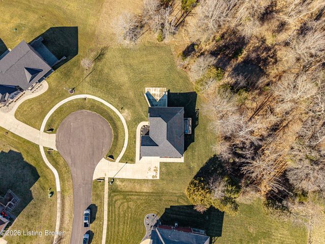 166 Creekstone Dr, Radcliff, KY 40160