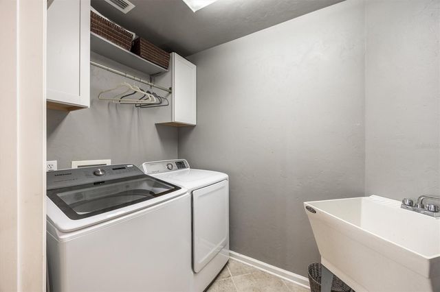 13441 NW 5TH LANE, Newberry, FL 32669