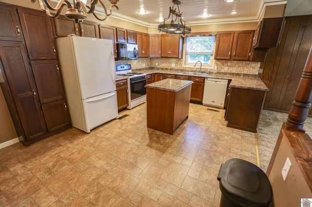 1431 County Road 1004, Bardwell, KY 42023