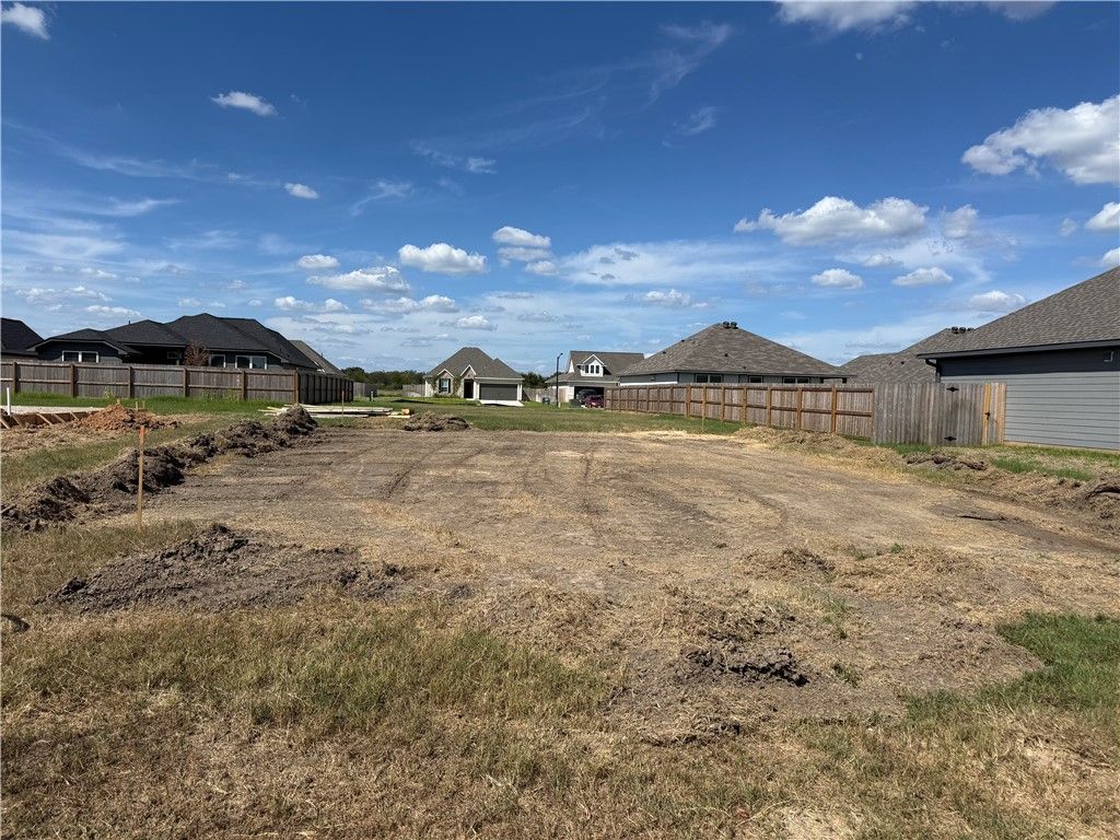 7806 Leadtree Drive, Navasota, TX 77868 — exterior