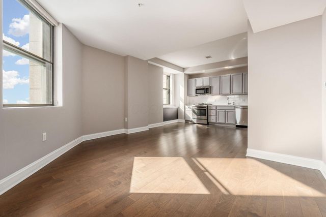 50 W Broad Street, 3003, Columbus, OH 43215