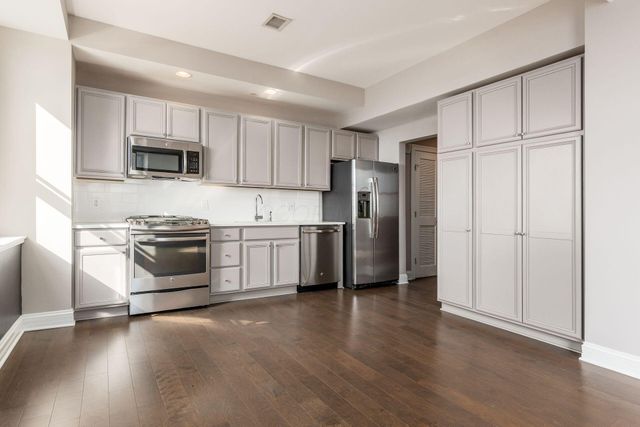 50 W Broad Street, 3003, Columbus, OH 43215