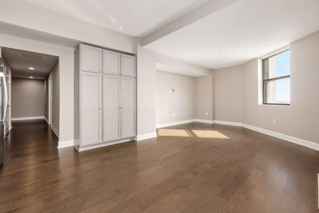 50 W Broad Street, 3003, Columbus, OH 43215