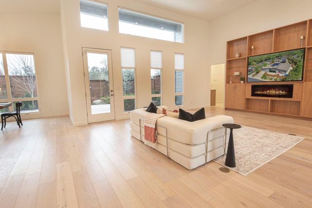 18870 Old Bridge Road, Jamestown, CA 95327