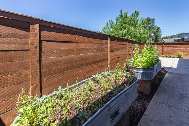 18870 Old Bridge Road, Jamestown, CA 95327