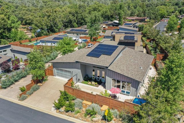 18870 Old Bridge Road, Jamestown, CA 95327