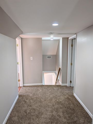 28827 Wauketa Avenue, Warren, MI 48092