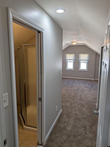 28827 Wauketa Avenue, Warren, MI 48092