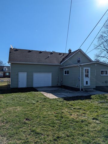 28827 Wauketa Avenue, Warren, MI 48092
