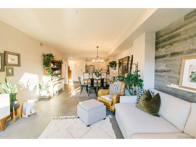 925 N Lincoln St 4D, Denver, CO 80203