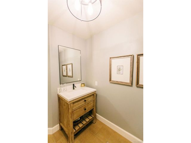 925 N Lincoln St 4D, Denver, CO 80203