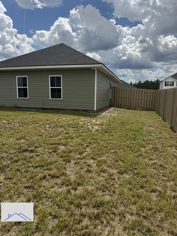 82 Franklin Tree Drive NE, Ludowici, GA 31316
