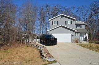 350 Fountain Park Drive, Waterford, MI 48327