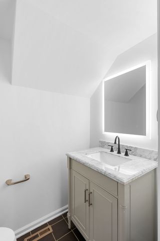 105 Horseshoe Ct, Mount Juliet, TN 37122