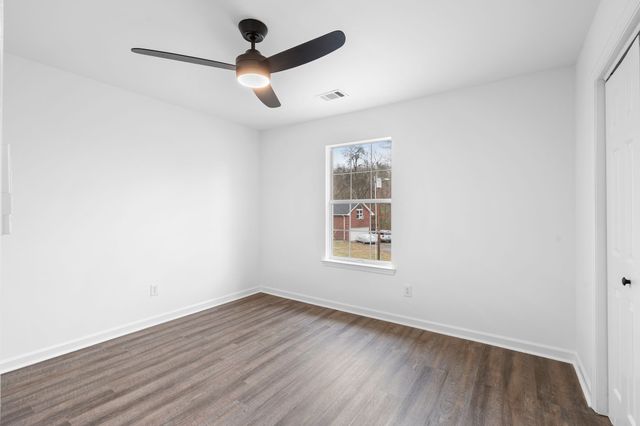 105 Horseshoe Ct, Mount Juliet, TN 37122