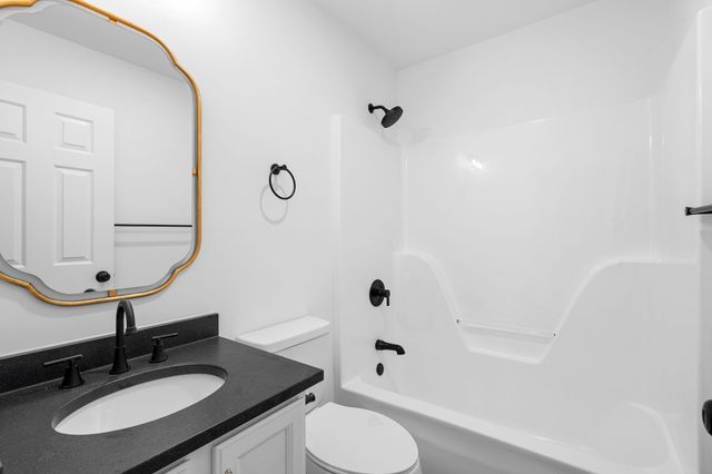 105 Horseshoe Ct, Mount Juliet, TN 37122