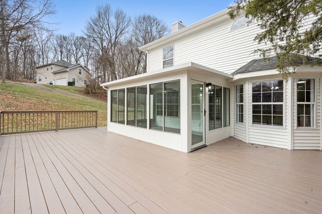 105 Horseshoe Ct, Mount Juliet, TN 37122