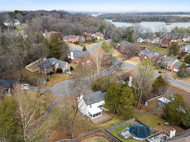 105 Horseshoe Ct, Mount Juliet, TN 37122