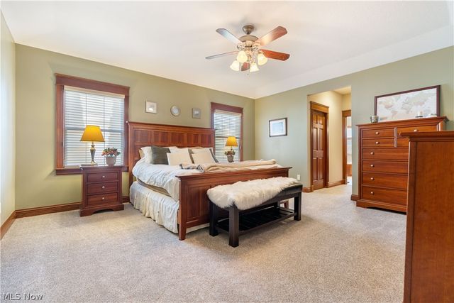 2669 Carrington Street NW, North Canton, OH 44720