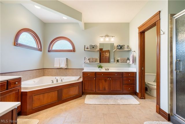 2669 Carrington Street NW, North Canton, OH 44720