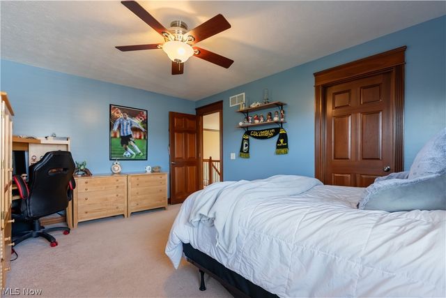 2669 Carrington Street NW, North Canton, OH 44720