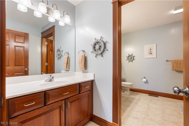 2669 Carrington Street NW, North Canton, OH 44720