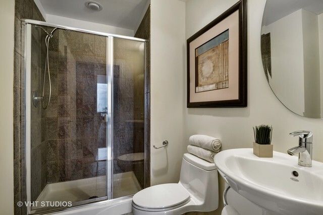 737 W WASHINGTON Boulevard 2508, Chicago, IL 60661