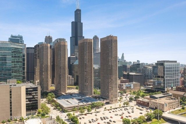 737 W WASHINGTON Boulevard 2508, Chicago, IL 60661