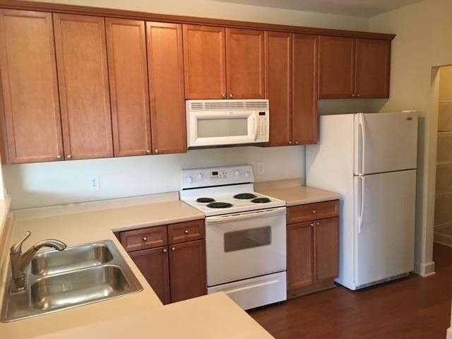 7223 Althorp Way Apt N9, Nashville, TN 37211