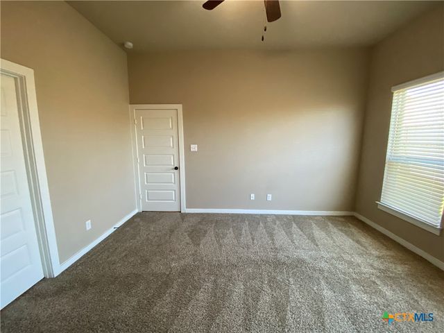 2213 Avery Village, New Braunfels, TX 78130