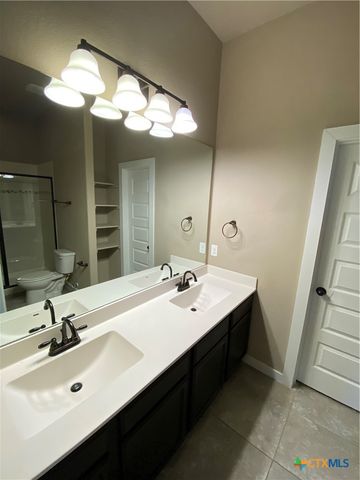 2213 Avery Village, New Braunfels, TX 78130