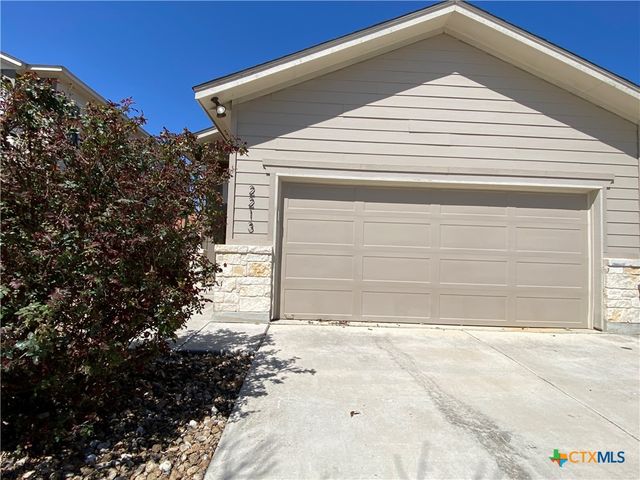 2213 Avery Village, New Braunfels, TX 78130