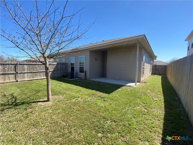 2213 Avery Village, New Braunfels, TX 78130