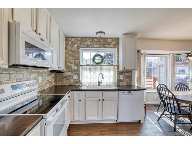 21268 E Powers Pl, Centennial, CO 80015