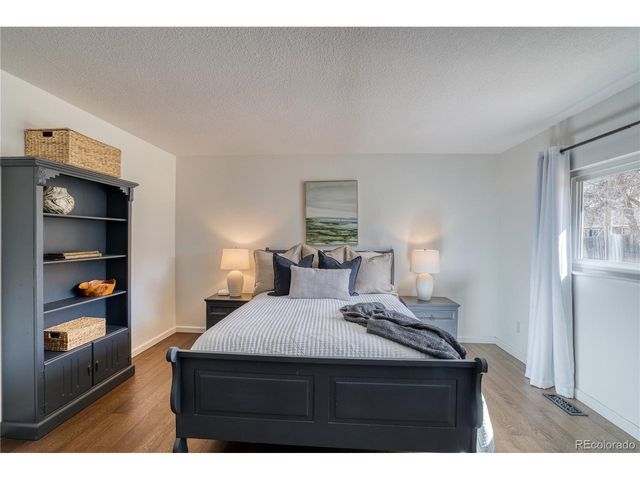 21268 E Powers Pl, Centennial, CO 80015