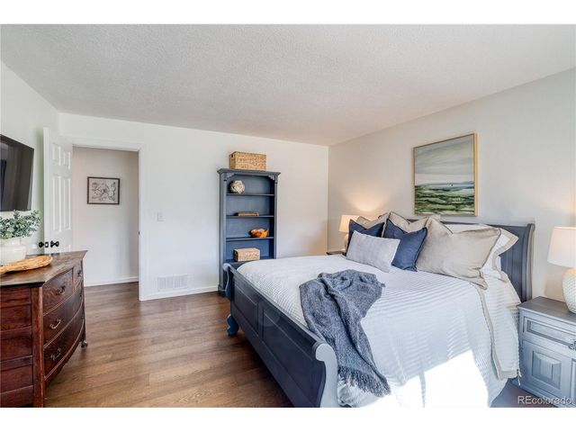 21268 E Powers Pl, Centennial, CO 80015